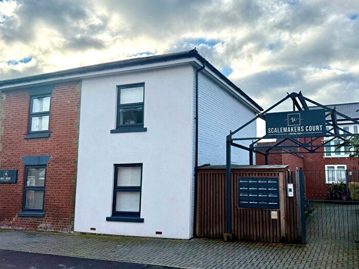 1 Bedroom Maisonette To Rent In Bourne Road, Southampton, Hampshire, SO15