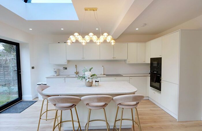 2 Bedroom Semi Detached Bungalow For Sale In Louisa Avenue, Benfleet, SS7