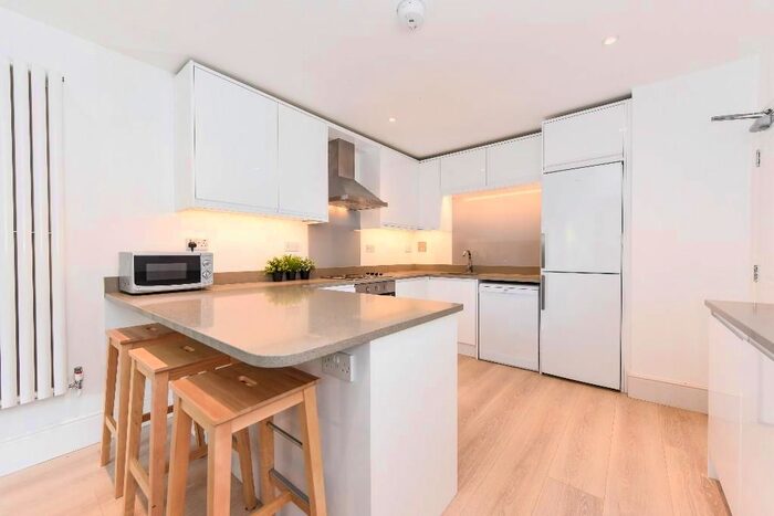 6 Bedroom Property To Rent In Sherborne Road, Southampton, SO17