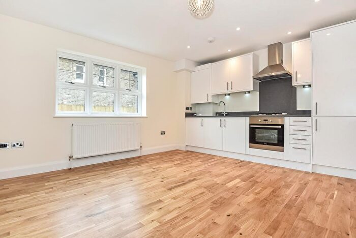 1 Bedroom Maisonette To Rent In Priory Road, High Wycombe, HP13