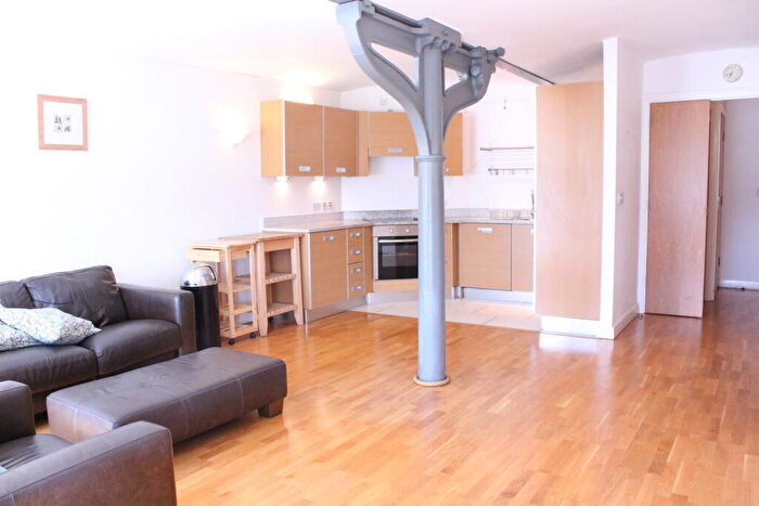 1 Bedroom Apartment To Rent In Royal Mills Os, Cotton Street, Manchester, M4