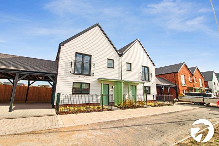 3 Bedroom Semi-Detached House To Rent In Colyer Drive, Alkerden, Ebbsfleet Valley, Swanscombe, DA10