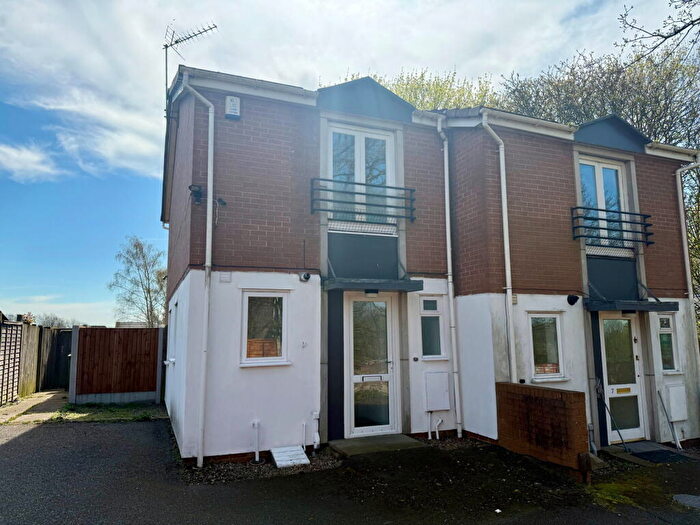 2 Bedroom Semi Detached House To Rent In St. Lukes Terrace, Dudley, DY1