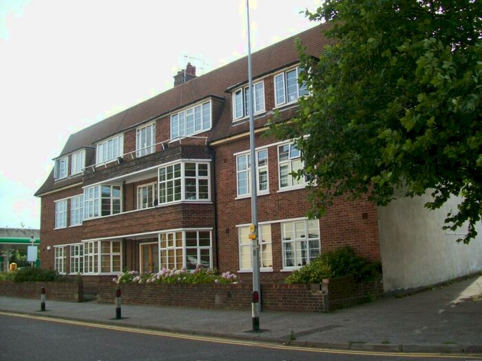 2 Bedroom Property To Rent In High Street, Lowestoft, NR32