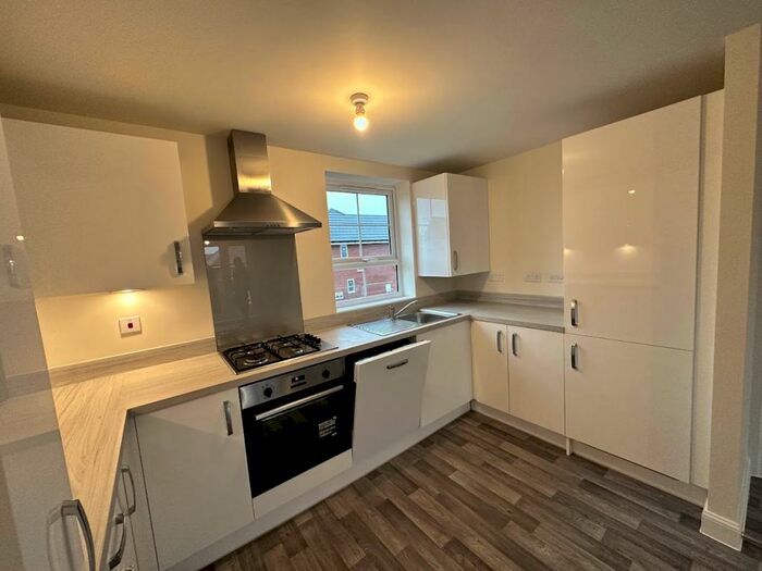 2 Bedroom Flat To Rent In Rushworth Close, Tamworth, B78