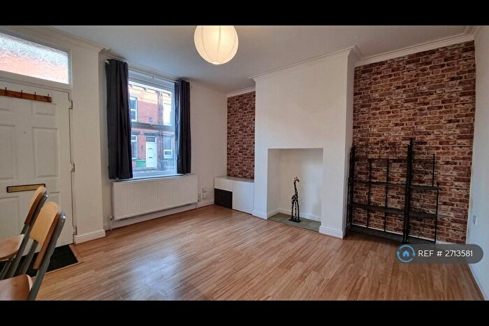 4 Bedroom Terraced House To Rent In Edinburgh Place, Leeds, LS12