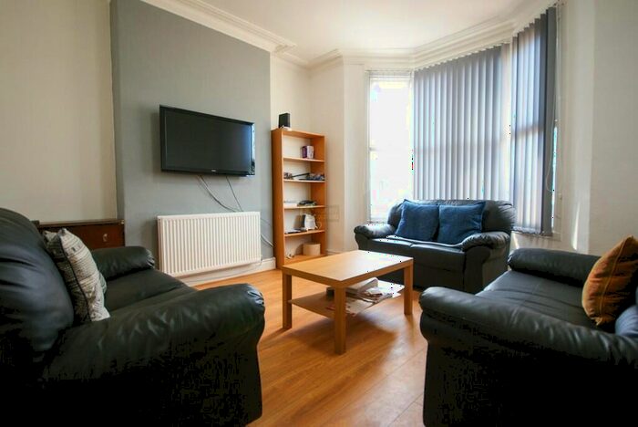 5 Bedroom Terraced House To Rent In Pershore Road, Selly Park - Student Property, B29