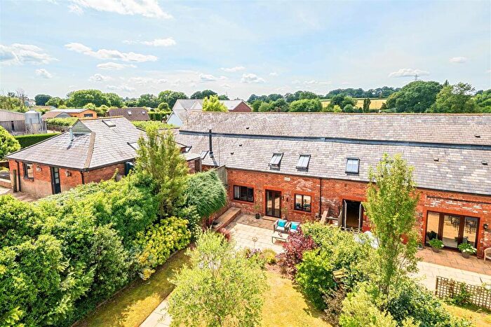 4 Bedroom House For Sale In Perkins Village, Exeter, EX5