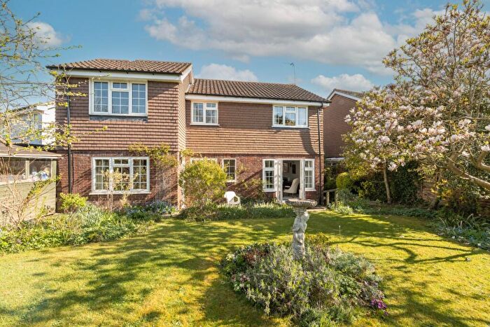 4 Bedroom Detached House For Sale In Haglis Drive, Wendover, Aylesbury, Buckinghamshire, HP22
