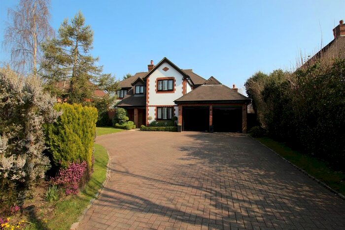 5 Bedroom Detached House To Rent In Wolsey Drive, Bowdon, Altrincham, WA14