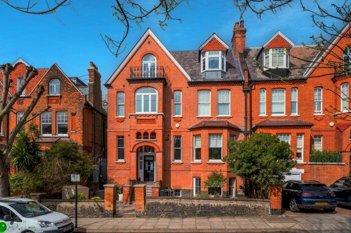 5 Bedroom House To Rent In Parsifal Road, West Hampstead, London, NW6