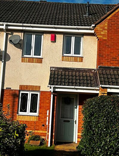 2 Bedroom Semi Detached House To Rent In Clay Lane, Oldbury, B69