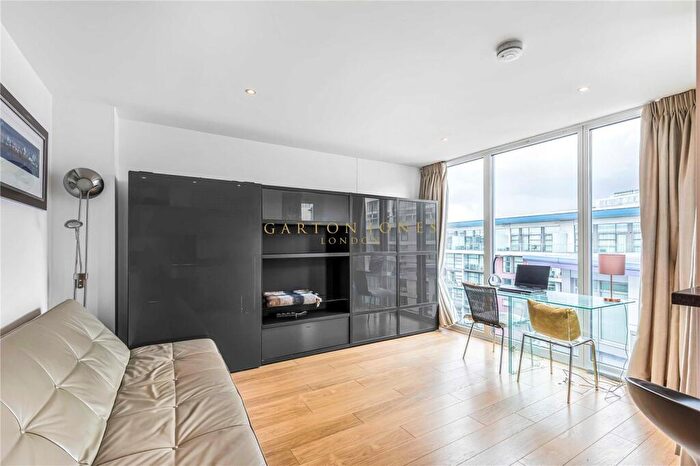 Apartment To Rent In Eustace Building, Queenstown Road, London, SW11