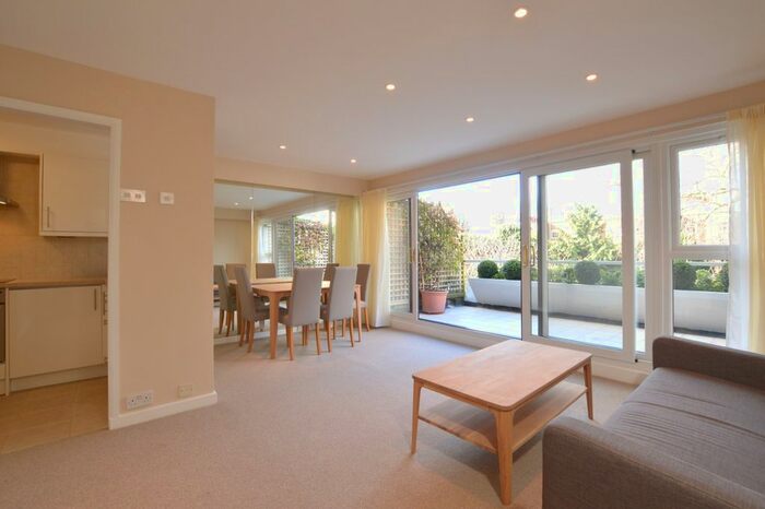 2 Bedroom Flat To Rent In Park Steps, St George's Fields, London, W2