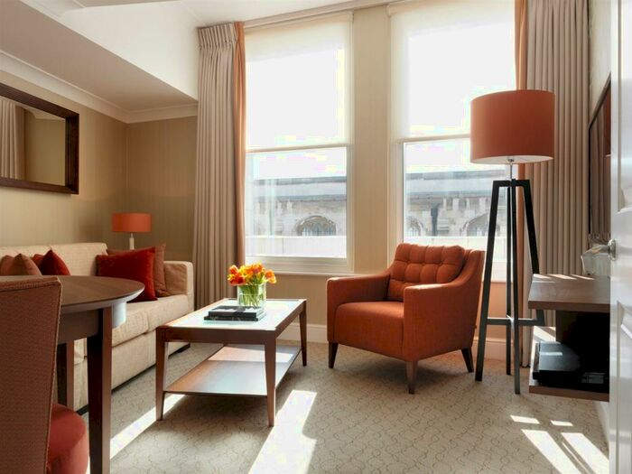 1 Bedroom Apartment To Rent In Bow Lane, London, EC4M