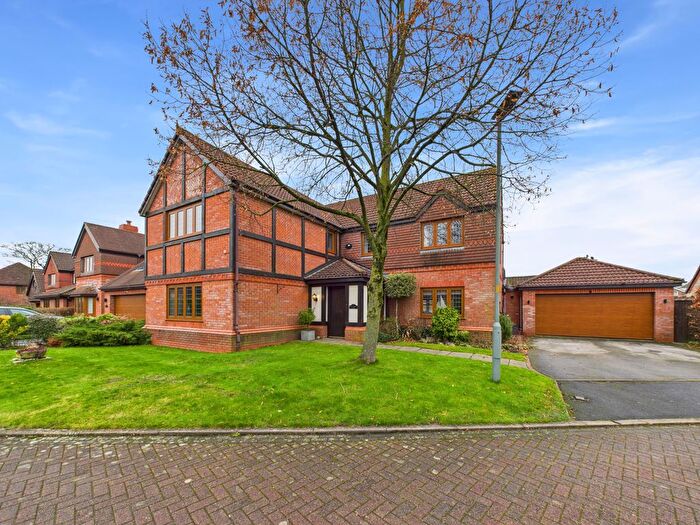 5 Bedroom Detached House For Sale In Old School Drive, Longton, PR4