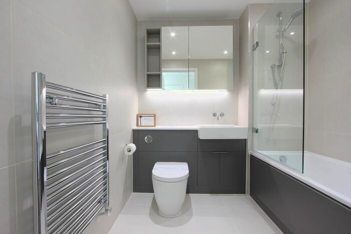 1 Bedroom Flat To Rent In Hartingtons Court, Coster Avenue, London, N4