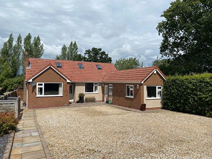 4 Bedroom Detached House For Sale In Henhurst Hill, Burton-on-Trent, DE13