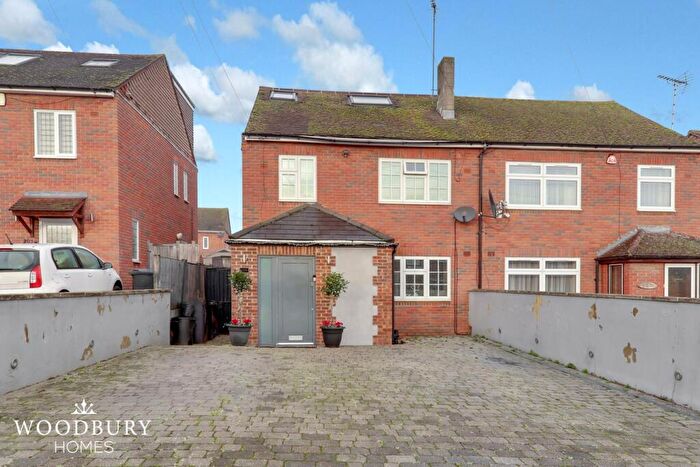3 Bedroom Semi Detached House For Sale In The Broadway, Loughton, IG10