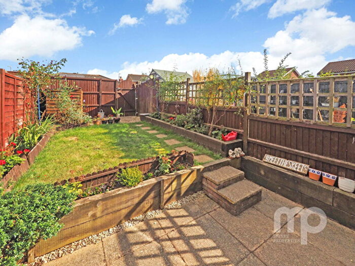 2 Bedroom Terraced House For Sale In Melton Close, Wymondham, NR18