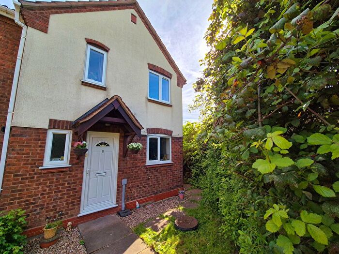 3 Bedroom End Of Terrace House For Sale In Duck Meadow, Lyppard Hanford, Worcester., WR4