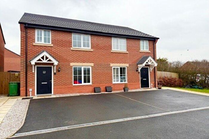 3 Bedroom Semi-Detached House To Rent In William Morrey Close, Crewe, CW1