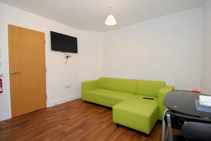 2 Bedroom Property To Rent In Armada Street, Flat The Friendship, PL4