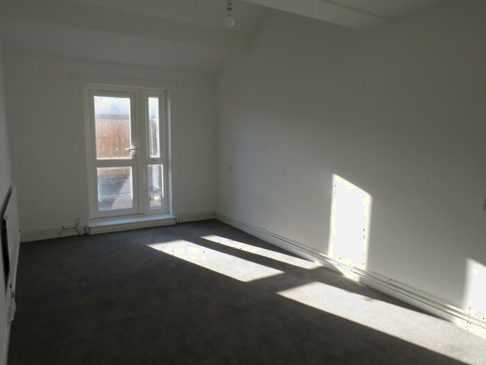 1 Bedroom Flat To Rent In Bushfield Court, Orton Goldhay, Peterborough, PE2