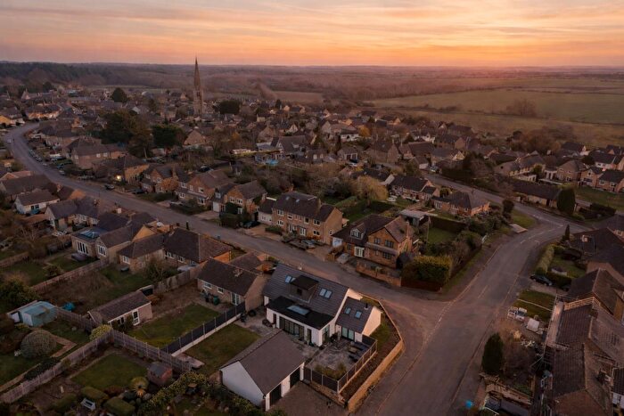 4 Bedroom Detached House For Sale In Grange Road, Stanion, Kettering, NN14