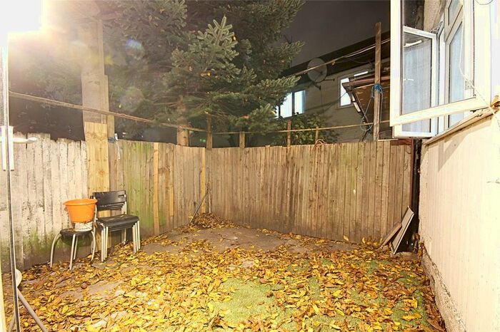 1 Bedroom Flat To Rent In Commonwealth Road, London N17