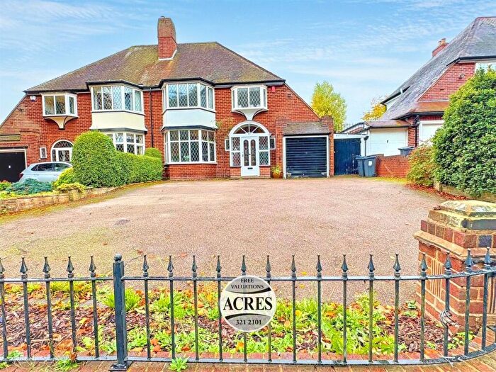 3 Bedroom Semi-Detached House For Sale In Monmouth Drive, Sutton Coldfield, B73