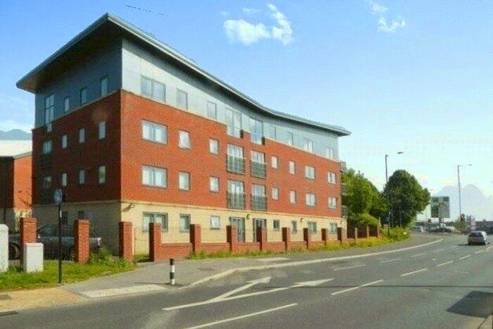 2 Bedroom Flat To Rent In York Road, Doncaster, South Yorkshire, DN5