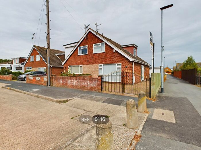 3 Bedroom Semi-Detached House To Rent In Thorndale, Sutton Park, HU7