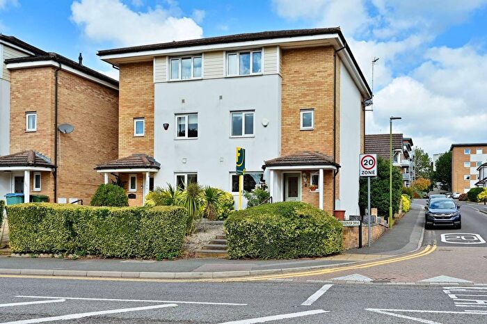 4 Bedroom Semi-Detached House For Sale In Rickmansworth Road, Watford, WD18