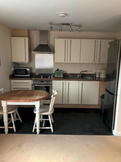 2 Bedroom Flat To Rent In Salford Way, Church Gresley, DE11