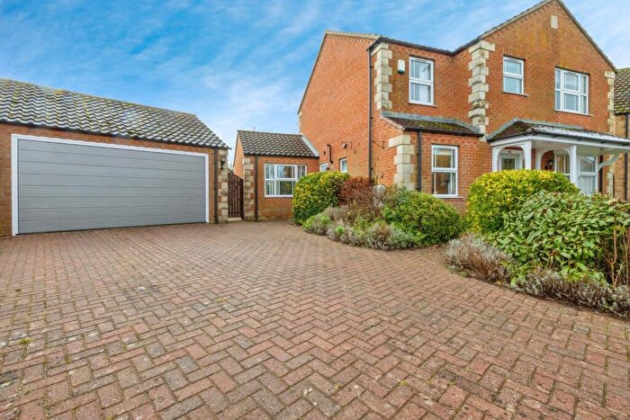 4 Bedroom Detached House For Sale In Heath Road, Navenby, Lincoln, Lincolnshire, LN5