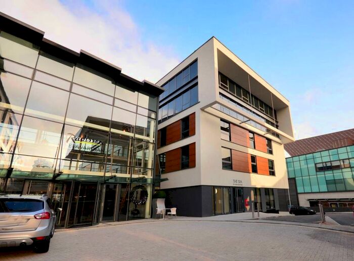 2 Bedroom Flat To Rent In Alexandra Terrace, Guildford, GU1