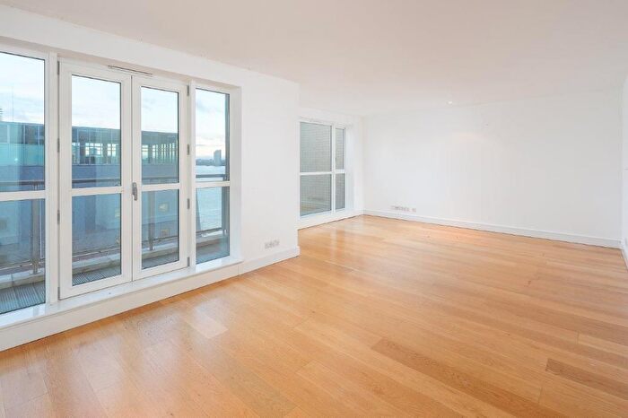 2 Bedroom Flat To Rent In Westferry Circus, London, E14