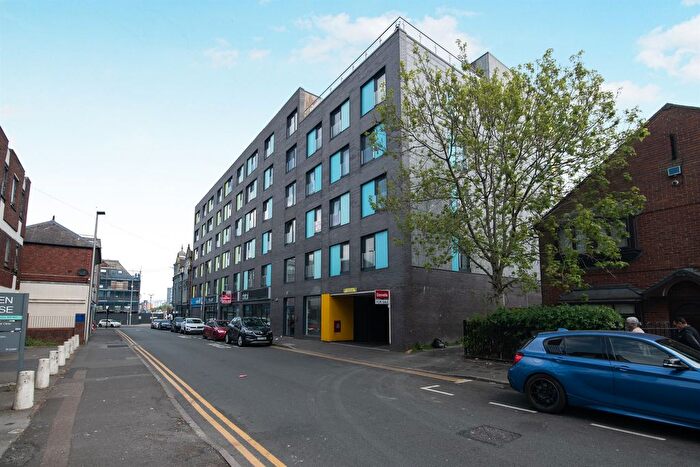 1 Bedroom Flat For Sale In Victoria Street, West Bromwich, B70