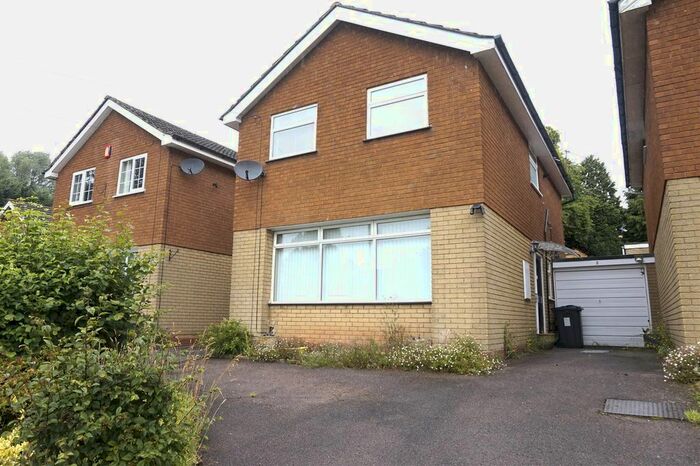 3 Bedroom Property To Rent In Doulton Close, Quinton, Birmingham B32