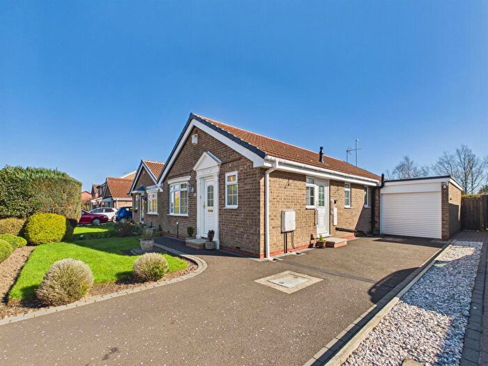 3 Bedroom Detached Bungalow For Sale In Slaley Close, Wardley, Gateshead, NE10