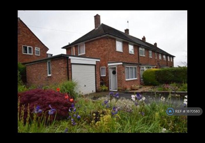 2 Bedroom End Of Terrace House To Rent In Old Oak Garth, Leeds, LS16