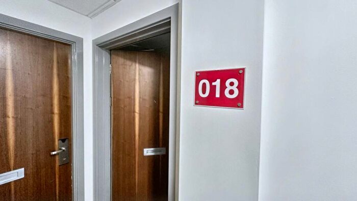 1 Bedroom Apartment To Rent In King Square Studios, Bristol, BS2