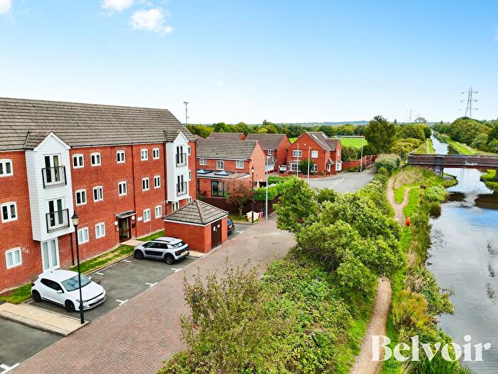 2 Bedroom Flat For Sale In Tame Crossing, Wednesbury, Wednesbury, WS10