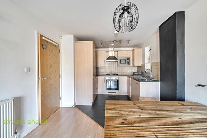 1 Bedroom Apartment To Rent In Whitestone Way, Croydon, CR0