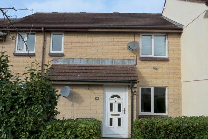 2 Bedroom Property To Rent In Oak Close, Newton Abbot, TQ12