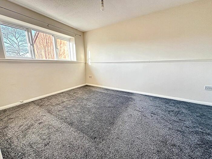 3 Bedroom Terraced House For Sale In Grange Close, Bradley Stoke, BS32