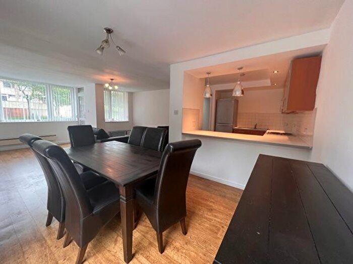 2 Bedroom Apartment To Rent In Conway Street, Liverpool, L5