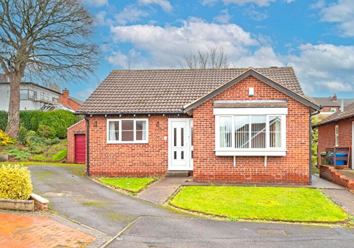 3 Bedroom Detached Bungalow For Sale In Fair View, Chesterfield, S40