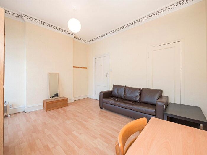 1 Bedroom Flat To Rent In Leith Walk, Edinburgh, EH6